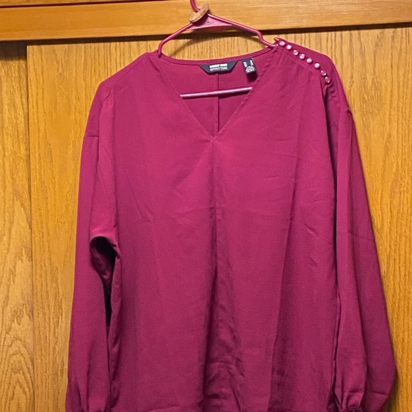Lands End Magenta Blouse - Picture 4 of 7